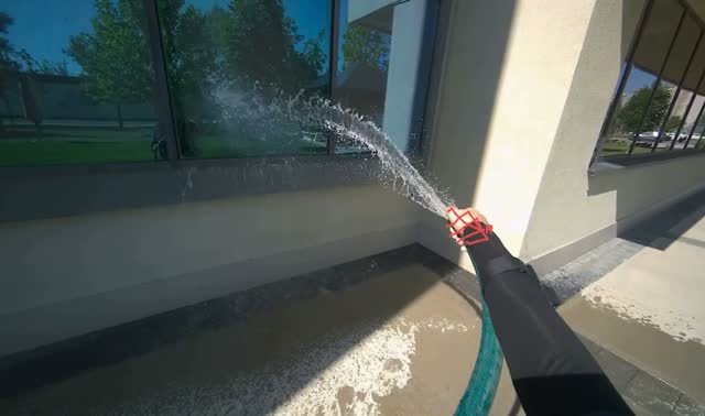 Rinsing building windows: egocentric robotics sample