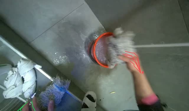 Cleaning mop head: egocentric robotics sample