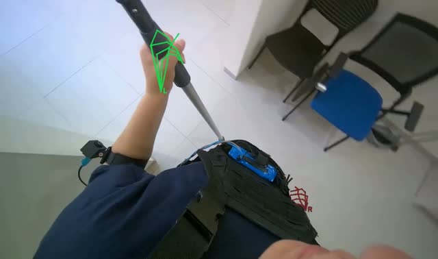 Cleaning surfaces with squeegee: egocentric robotics sample