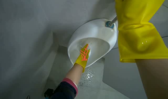 Scrubbing urinal interiors: egocentric robotics sample