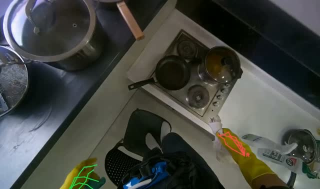 Wiping kitchen range hood: egocentric robotics sample