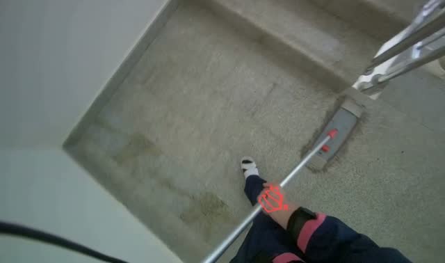 Mopping landing floor: egocentric robotics sample