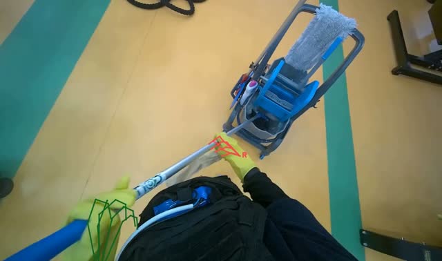 Changing cleaning cloth on tool: egocentric robotics sample