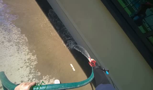 Rinsing Windows and Concrete Ground: egocentric robotics sample