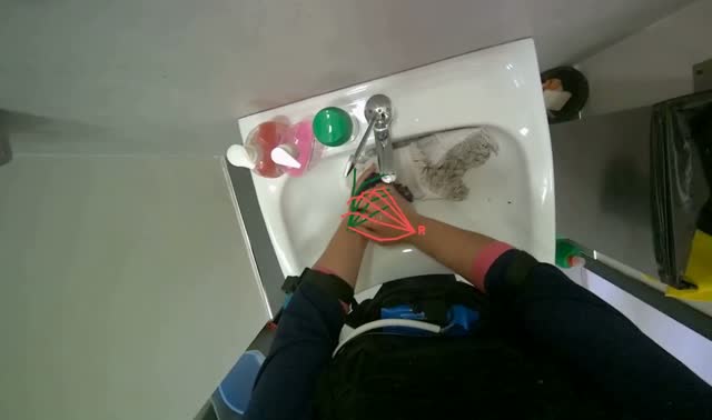 Washing cleaning cloth in sink: egocentric robotics sample