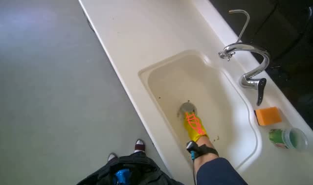 Cleaning kitchen sinks: egocentric robotics sample
