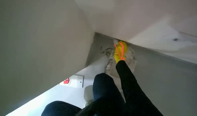 Cleaning floor corner: egocentric robotics sample