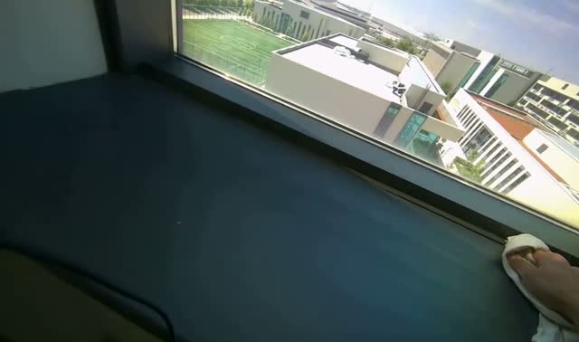 Mopping staircase floor: egocentric robotics sample