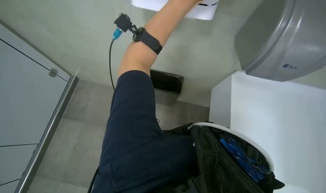 Cleaning bathroom surfaces: egocentric robotics sample