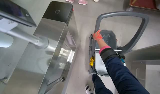 Mopping floor with flat mop: egocentric robotics sample