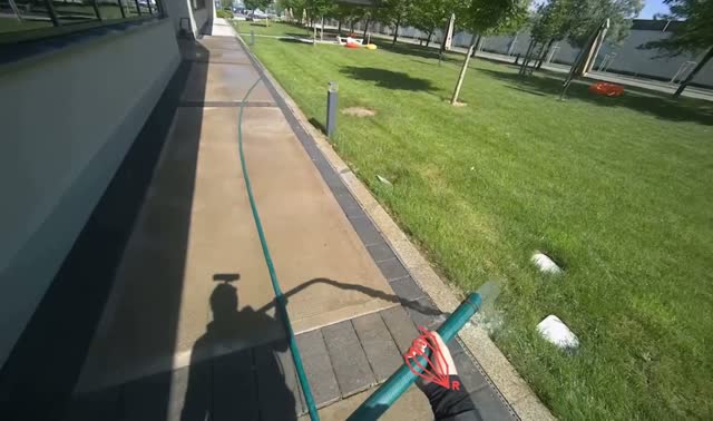 Rinsing concrete ground: egocentric robotics sample