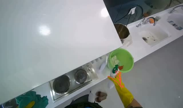 Cleaning kitchen range hood: egocentric robotics sample