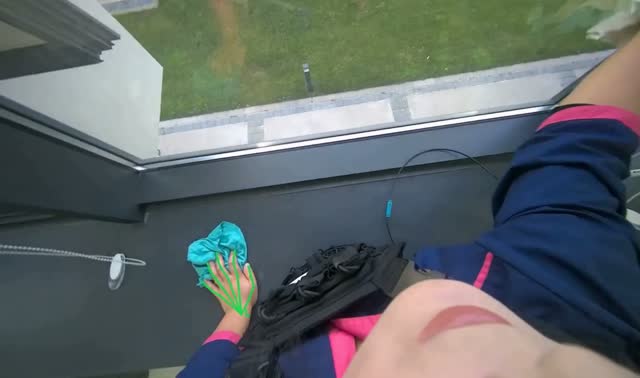 Wiping window glass: egocentric robotics sample