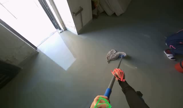 Mopping the floor: egocentric robotics sample