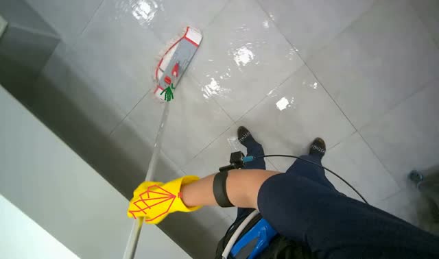 Mopping restroom floor: egocentric robotics sample