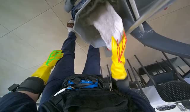 Changing mop head: egocentric robotics sample