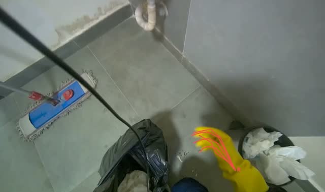 Collecting trash: egocentric robotics sample