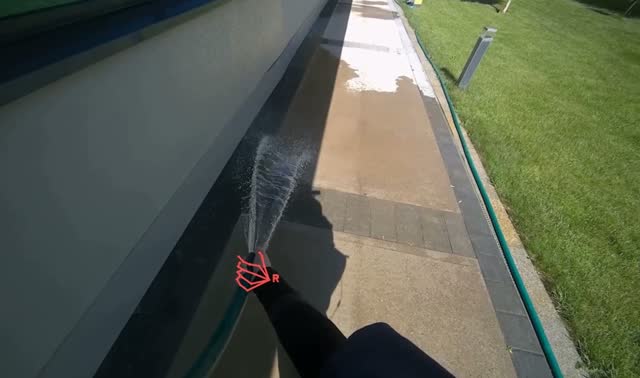 Rinsing concrete ground: egocentric robotics sample