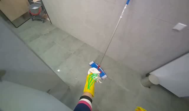 Cleaning sink and faucet: egocentric robotics sample