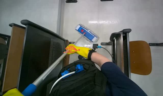 Mopping floor in lecture hall: egocentric robotics sample