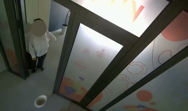 Wiping ceiling vents: egocentric robotics sample