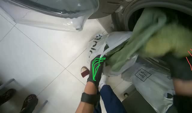Loading and setting laundry machines: egocentric robotics sample